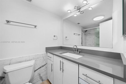 Condominio en venta en Key Biscayne, Florida, 2 dormitorios, 117.06 m2 № 2065175 - foto 10