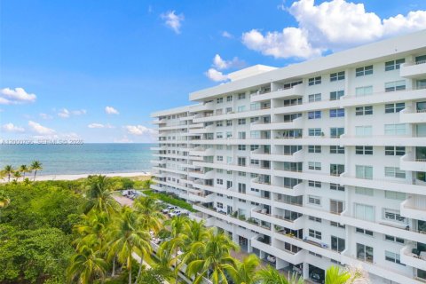 Condominio en venta en Key Biscayne, Florida, 2 dormitorios, 117.06 m2 № 2065175 - foto 28