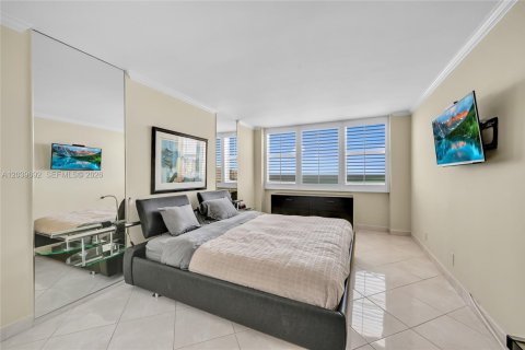 Copropriété à vendre à Hallandale Beach, Floride: 2 chambres, 95.78 m2 № 2145803 - photo 21
