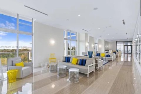 Condominio en venta en Sunrise, Florida, 3 dormitorios, 117.24 m2 № 2076856 - foto 16