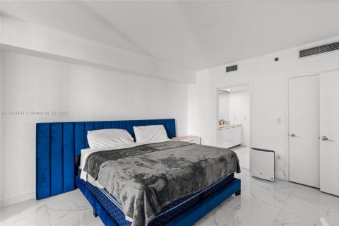 Copropriété à vendre à Miami, Floride: 2 chambres, 103.21 m2 № 1981550 - photo 3