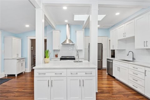 Casa en venta en DeLand, Florida, 4 dormitorios, 275.73 m2 № 1650323 - foto 14