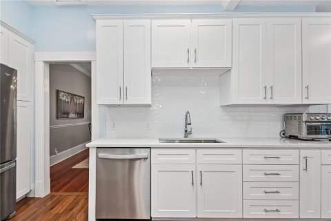 Casa en venta en DeLand, Florida, 4 dormitorios, 275.73 m2 № 1650323 - foto 18