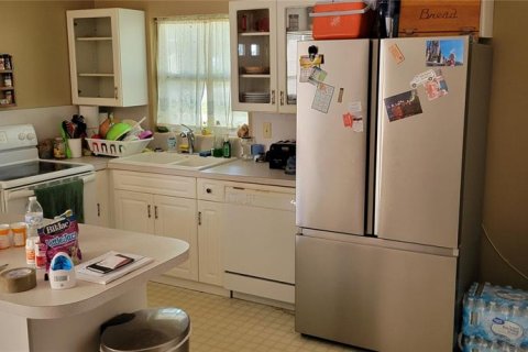 House in Winter Haven, Florida 3 bedrooms, 124.86 sq.m. № 1587474 - photo 7