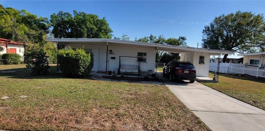 House in Winter Haven, Florida 3 bedrooms, 124.86 sq.m. № 1587474