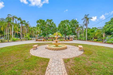 Villa ou maison à vendre à Tampa, Floride: 3 chambres, 292.64 m2 № 2091856 - photo 15