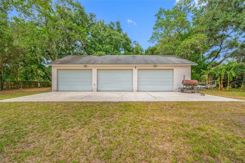 Villa ou maison à vendre à Tampa, Floride: 3 chambres, 292.64 m2 № 2091856 - photo 11