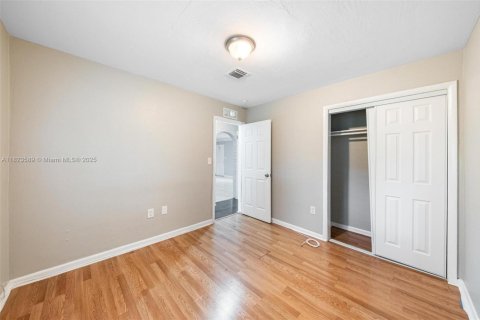 Casa en venta en Lauderhill, Florida, 3 dormitorios, 123.56 m2 № 1790617 - foto 12