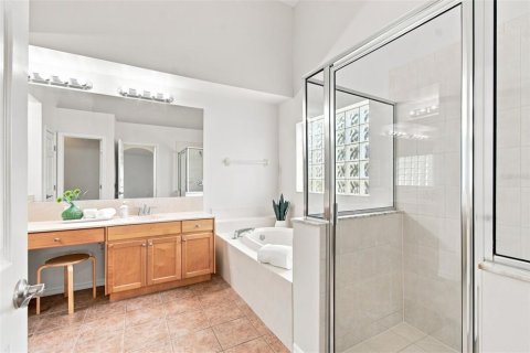 Villa ou maison à vendre à Tampa, Floride: 4 chambres, 255.2 m2 № 2313490 - photo 28