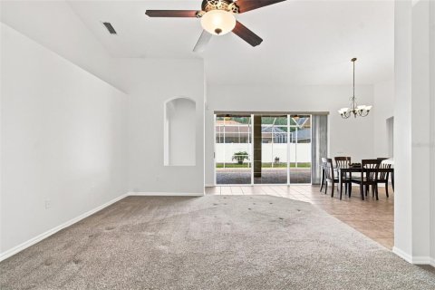 Villa ou maison à vendre à Tampa, Floride: 4 chambres, 255.2 m2 № 2313490 - photo 7