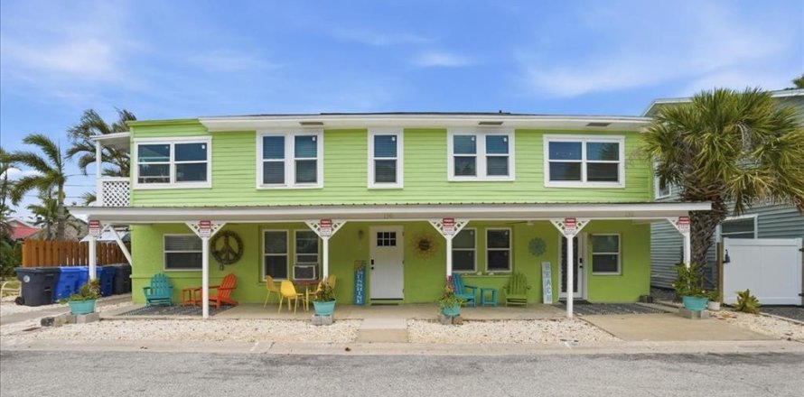 Immobilier commercial à Treasure Island, Floride 6 chambres, 213.49 m2 № 2206304