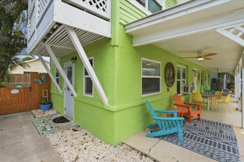 Immobilier commercial à vendre à Treasure Island, Floride: 6 chambres, 213.49 m2 № 2206304 - photo 18