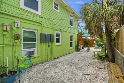 Immobilier commercial à vendre à Treasure Island, Floride: 6 chambres, 213.49 m2 № 2206304 - photo 16