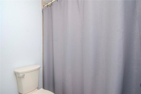 Condominio en alquiler en Saint Petersburg, Florida, 1 dormitorio, 72.46 m2 № 1559257 - foto 17