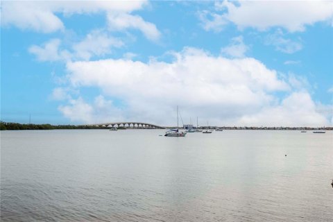 Condominio en alquiler en Saint Petersburg, Florida, 1 dormitorio, 72.46 m2 № 1559257 - foto 26