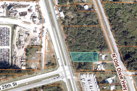 Immobilier commercial à St. Lucie, Floride № 2182731
