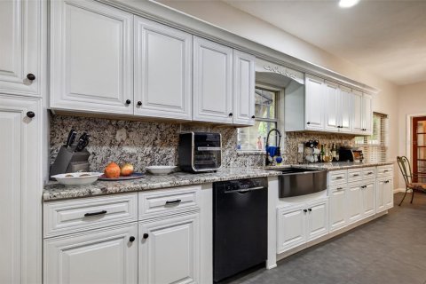 Villa ou maison à vendre à Temple Terrace, Floride: 4 chambres, 273.97 m2 № 2396960 - photo 22