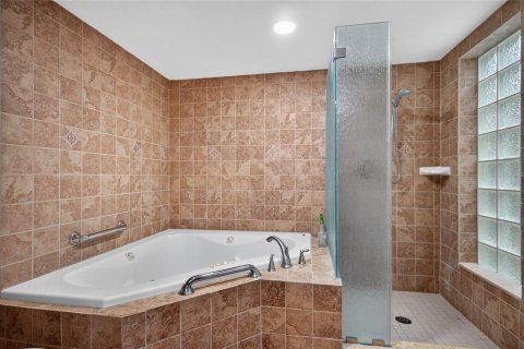 Villa ou maison à vendre à Temple Terrace, Floride: 4 chambres, 273.97 m2 № 2396960 - photo 12