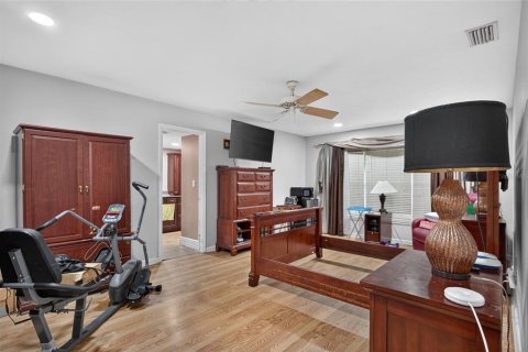 Villa ou maison à vendre à Temple Terrace, Floride: 4 chambres, 273.97 m2 № 2396960 - photo 8