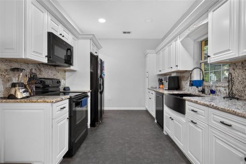 Villa ou maison à vendre à Temple Terrace, Floride: 4 chambres, 273.97 m2 № 2396960 - photo 24