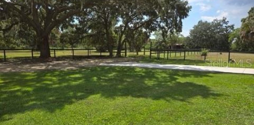 Terreno en Tampa, Florida № 1720735