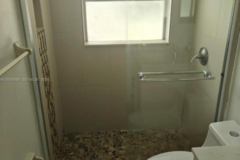 Condominio en venta en Coral Springs, Florida, 2 dormitorios, 71.35 m2 № 2069116 - foto 16