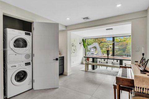 Casa en venta en Fort Lauderdale, Florida, 4 dormitorios, 182.27 m2 № 2070786 - foto 22