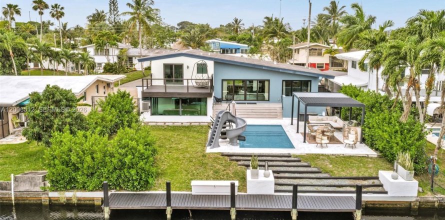 Casa en Fort Lauderdale, Florida 4 dormitorios, 182.27 m2 № 2070786