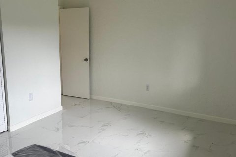 House in Port Charlotte, Florida 2 bedrooms, 83.98 sq.m. № 1251641 - photo 21