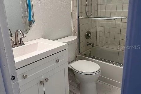 House in Port Charlotte, Florida 2 bedrooms, 83.98 sq.m. № 1251641 - photo 22