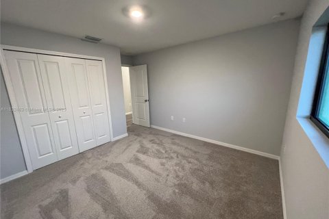 Villa ou maison à vendre à Cape Coral, Floride: 4 chambres, 160.91 m2 № 1814262 - photo 24