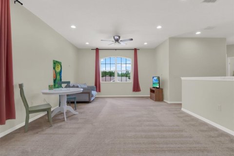 Casa en venta en Deltona, Florida, 5 dormitorios, 279.17 m2 № 1743632 - foto 25