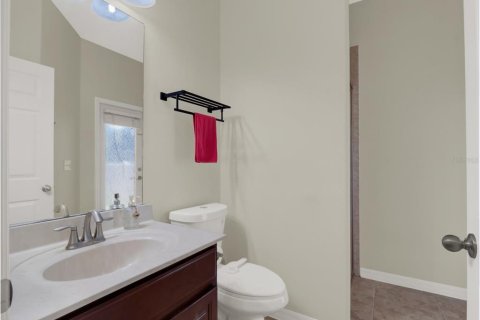Casa en venta en Deltona, Florida, 5 dormitorios, 279.17 m2 № 1743632 - foto 22
