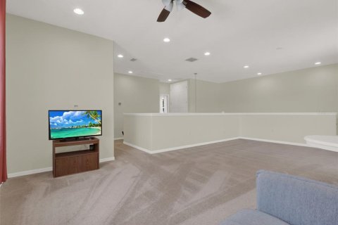 Casa en venta en Deltona, Florida, 5 dormitorios, 279.17 m2 № 1743632 - foto 26