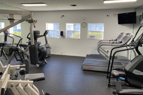 Condominio en alquiler en Doral, Florida, 2 dormitorios, 104.79 m2 № 2054524 - foto 10