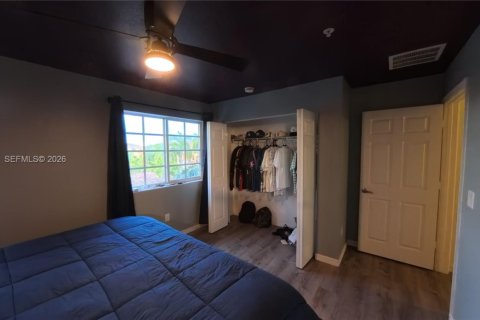 Townhouse in Hallandale Beach, Florida 2 bedrooms, 103.21 sq.m. № 2002736 - photo 18