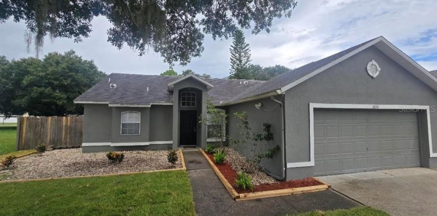 Casa en Orlando, Florida 3 dormitorios, 131.92 m2 № 1911808