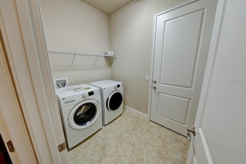 Touwnhouse à louer à Ormond Beach, Floride: 3 chambres, 191.01 m2 № 2383849 - photo 14