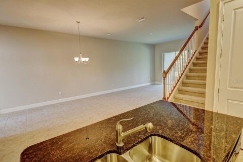 Touwnhouse à louer à Ormond Beach, Floride: 3 chambres, 191.01 m2 № 2383849 - photo 9