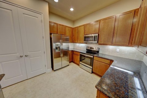 Touwnhouse à louer à Ormond Beach, Floride: 3 chambres, 191.01 m2 № 2383849 - photo 10