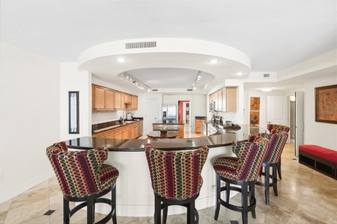 Купить кондоминиум в Клируотер, Флорида 12 комнат, 432.55м2, № 2204993 - фото 7