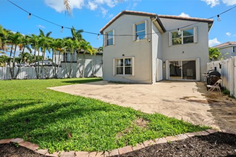 House in Miramar, Florida 5 bedrooms, 242.2 sq.m. № 2399971 - photo 27