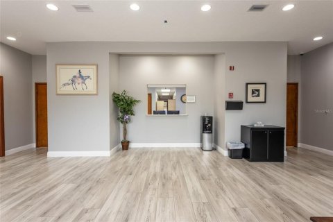 Immobilier commercial à vendre à Palm Coast, Floride: 565.77 m2 № 2131677 - photo 5