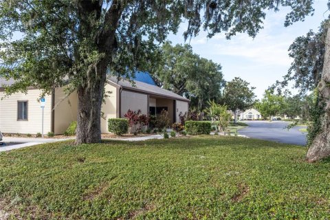 Immobilier commercial à vendre à Palm Coast, Floride: 565.77 m2 № 2131677 - photo 10