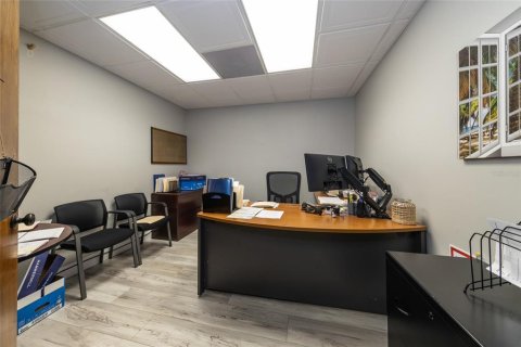 Immobilier commercial à vendre à Palm Coast, Floride: 565.77 m2 № 2131677 - photo 20
