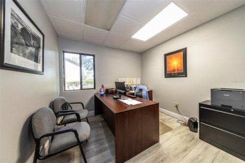Immobilier commercial à vendre à Palm Coast, Floride: 565.77 m2 № 2131677 - photo 16