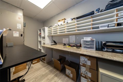 Immobilier commercial à vendre à Palm Coast, Floride: 565.77 m2 № 2131677 - photo 9