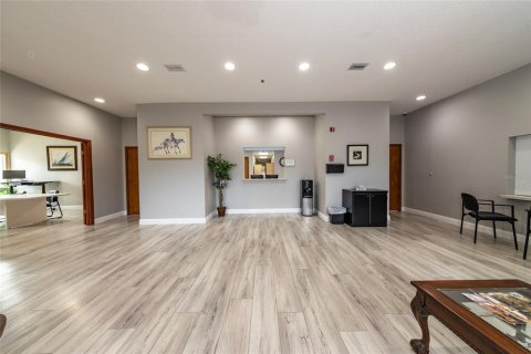 Immobilier commercial à vendre à Palm Coast, Floride: 565.77 m2 № 2131677 - photo 4