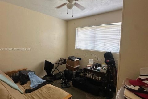 Propiedad comercial en venta en Riviera Beach, Florida, 263.66 m2 № 1990662 - foto 24