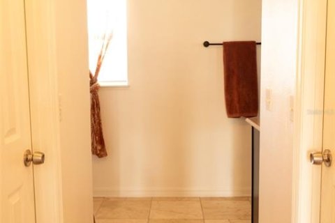 Villa ou maison à vendre à Sanford, Floride: 4 chambres, 205.78 m2 № 2226709 - photo 17